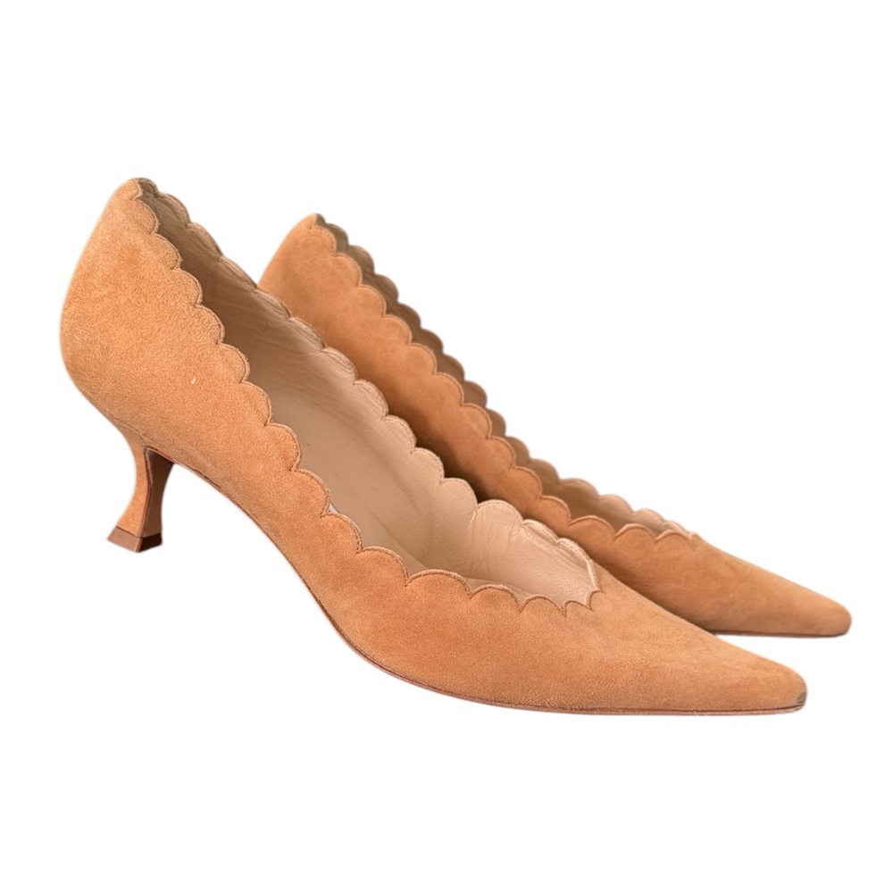 Srilasca Manolo Blahnik Shoes Camel Suede Scalloped Pointed toe Pumps Kitten EUC